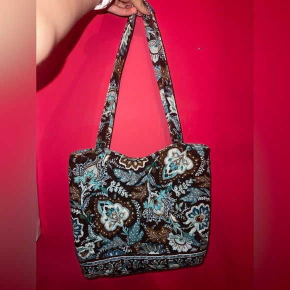 Vera Bradley Floral Purse Bundle of 10 Purses, Totes, Shoulder Bags & Wallets - Picture 5 of 13